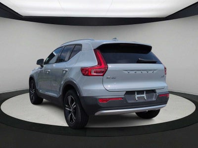 2024 Volvo XC40 Base