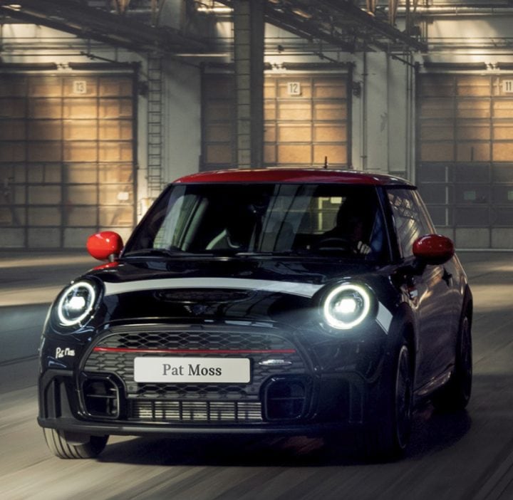 Close-up view of Nappa Leather Steering Wheel within MINI Pat Moss Edition.